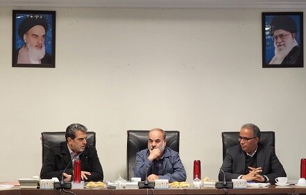 به موازات طرح انتقال آب از دریای عمان، طرح‌های آبرسانی اضطراری تسریع شود
