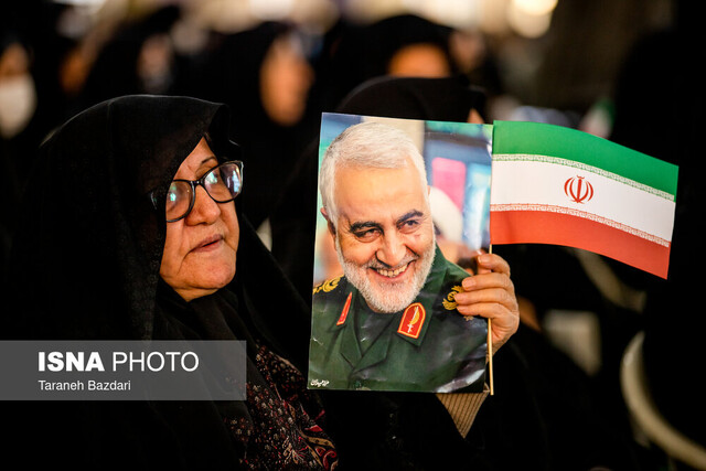 قلب خاشع، ایمان استوار و سرباز ولایت؛ رمز مکتب حاج قاسم قلب خاشع، ایمان استوار و سرباز ولایت؛ رمز مکتب حاج قاسم