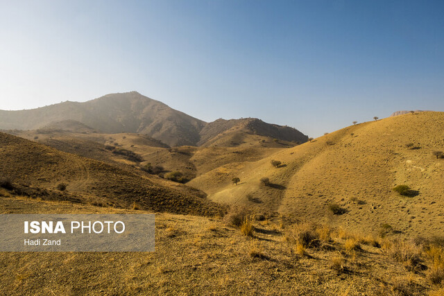 عکس آرشیوی است. پایش چاه های غیرمجاز و جلوگیری از تصرف اراضی در پارک ملی خجیر