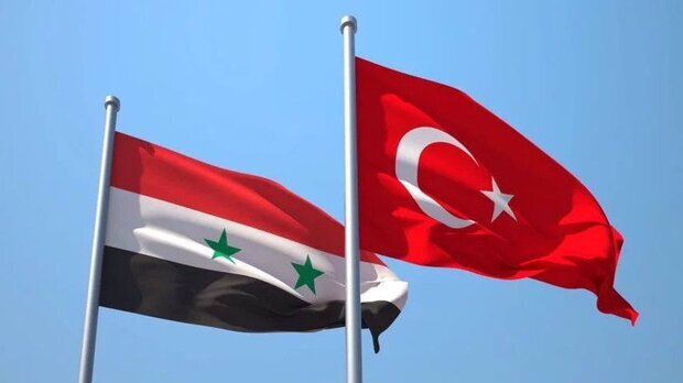 حریت: ترکیه برای ادامه فرایند عادی‌سازی روابط با سوریه مصمم است
