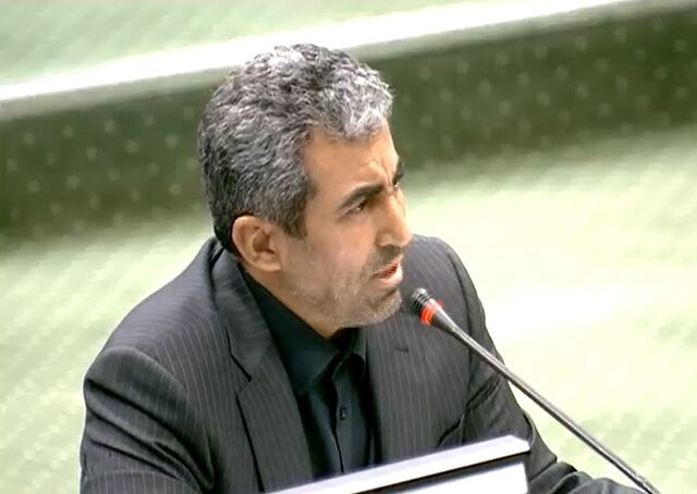 پورابراهیمی: کاهش سهم صندوق توسعه ملی از درآمدهای نفتی نیازمند مجوز رهبری است پورابراهیمی: کاهش سهم صندوق توسعه ملی از درآمدهای نفتی نیازمند مجوز رهبری است