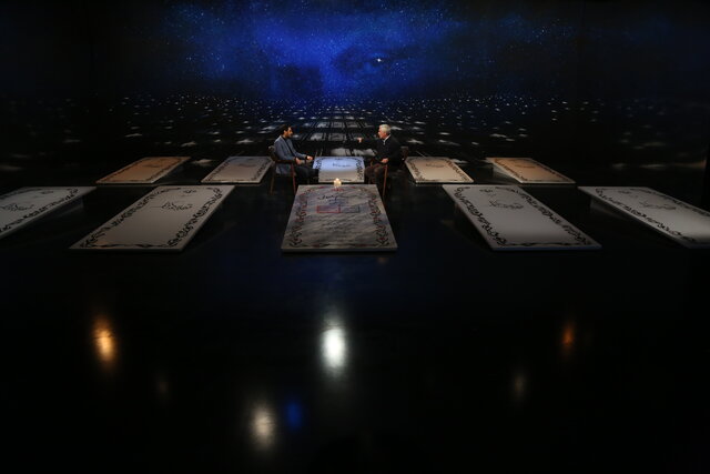 نمایی از برنامه «ملک سلیمان» موضوعات این برنامه به شرایط فعلی ایران کمک می کند