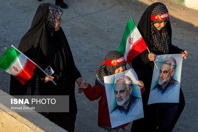 باید جوانان را با مکتب شهید سلیمانی آشنا کنیم