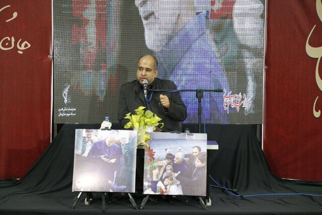 خضریان: شهید سلیمانی برای دفاع از انقلاب اسلامی محدود به مرزهای جغرافیایی نشد