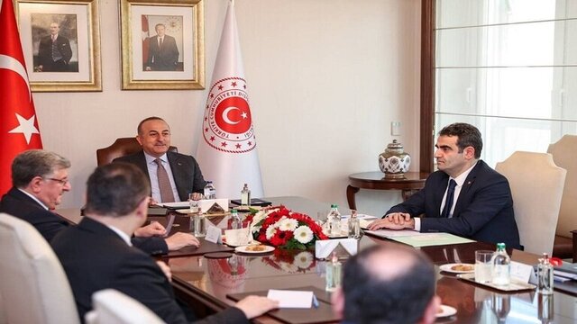 دیدار وزیر خارجه ترکیه با هیأتی از ائتلاف معارضان سوریه