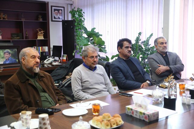 دشمنان در پی ضربه زدن به همه رخدادهای هنری بودند