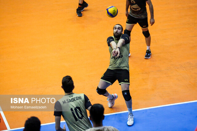 عکس آرشیوی است. هورسان رامسر  پلیآف والیبال را با برد شروع کرد