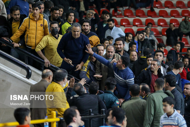 عکس آرشیوی است واکنش کمیته انضباطی والیبال به زد و خورد در لیگ