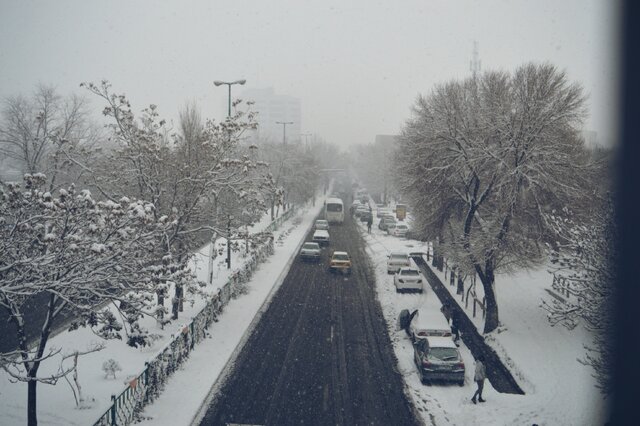 رخت سفید بر تن تبریز