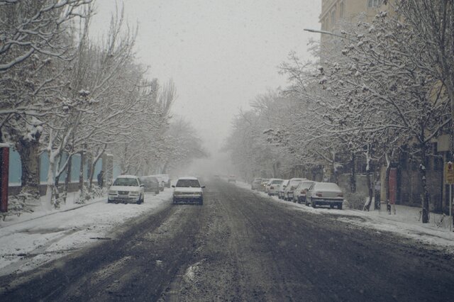 رخت سفید بر تن تبریز