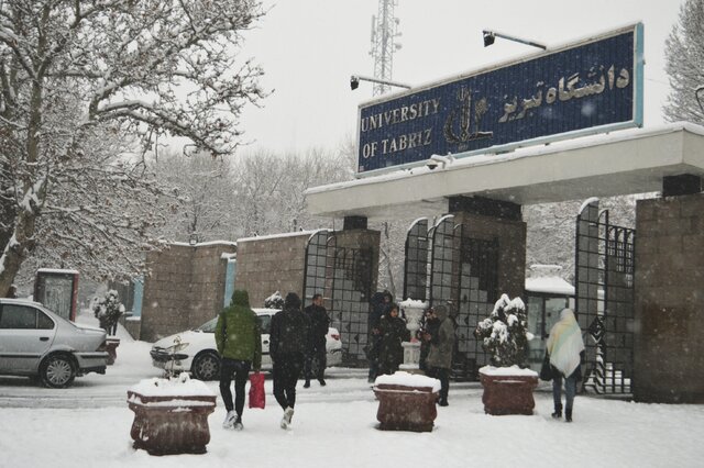 رخت سفید بر تن تبریز