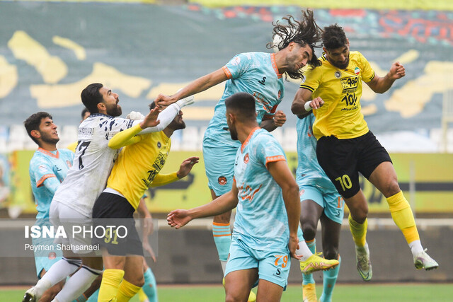 پرده پایانی لیگ؛ جام قرمانی بر فراز دستان پرسپولیس یا سپاهان؟