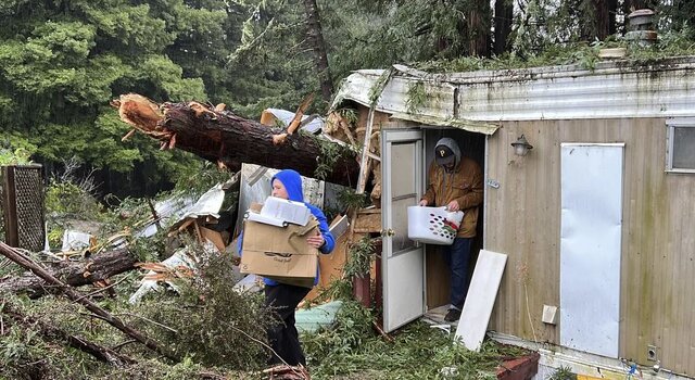 عکس: آسوشیتدپرس خسارات شدید سیل و توفان در شمال کالیفرنیا