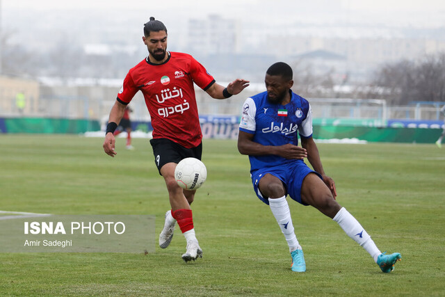 فوتبالیستهای خارجی باعث رشد ایرانیها میشوند؟