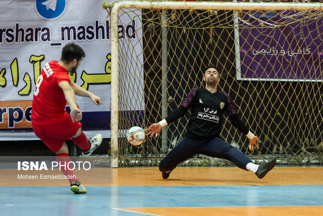 لیگ برتر فوتسال؛ رکن آذین خاورمیانه و فرش آرا