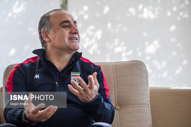 عبدی: کاش هرگز مسئولیت پرسپولیس را قبول نمیکردم/ باید از دایی عذرخواهی کنیم