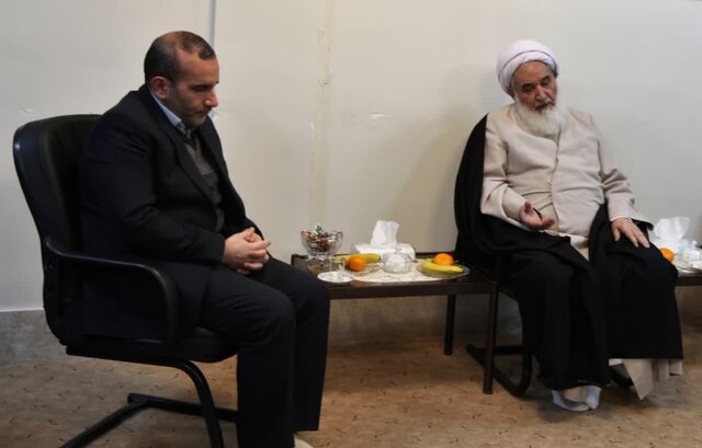 باید به صورت همه جانبه پیگیر مسائل کرمانشاه باشیم