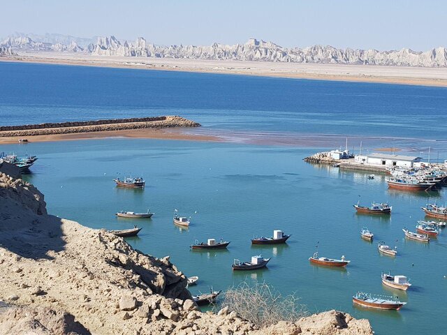 مجموعه مقالات علمی توسعه دریا رونمایی شد مجموعه مقالات علمی توسعه دریا رونمایی شد