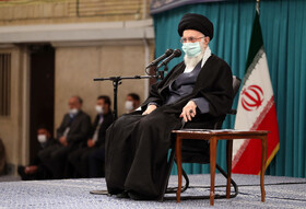 دیدار جمعی از ذاکران و ستایشگران اهل‌بیت (ع) با مقام معظم رهبری