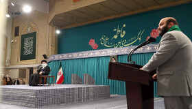 دیدار جمعی از ذاکران و ستایشگران اهل‌بیت (ع) با مقام معظم رهبری