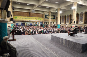 دیدار جمعی از ذاکران و ستایشگران اهل‌بیت (ع) با مقام معظم رهبری
