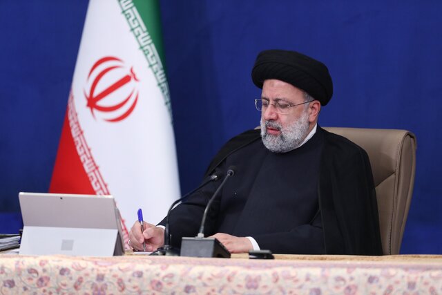 رئیس جمهور درگذشت پدر شهیدان سعیدی را تسلیت گفت رئیس جمهور درگذشت پدر شهیدان سعیدی را تسلیت گفت