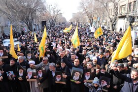 راهپیمایی مردم تبریز در اعتراض به توهین نشریه فرانسوی