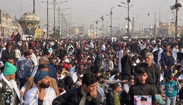 برپایی «نماز جمعه وحدتبخش» و حضور هزاران نفری ملت عراق در پی فراخوان مقتدی صدر