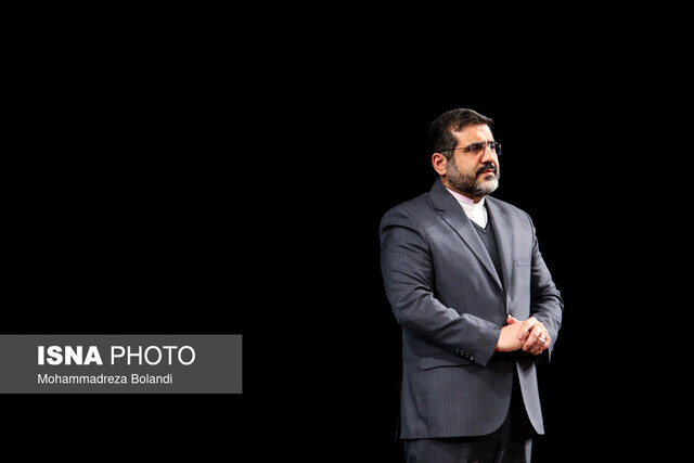 اوج فرهیختگی و نخبگی جوانان را با جشنوارهها به رخ جهانیان خواهیم کشید