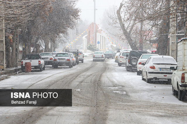 عکس تزیینی است استقرار خودروهای امدادی در معابر شیبدار پایتخت/ اقدامات اتوبوسرانی برای روزهای برقی