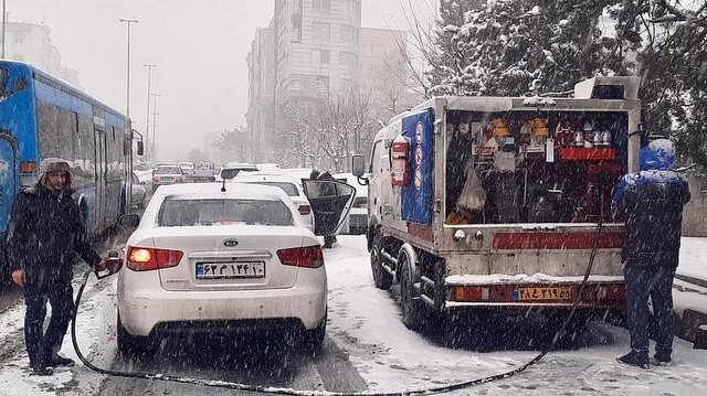 خدمت‌ رسانی بیش از ۴۰ مرکز سوخت ‌رسان سیار در پایتخت 