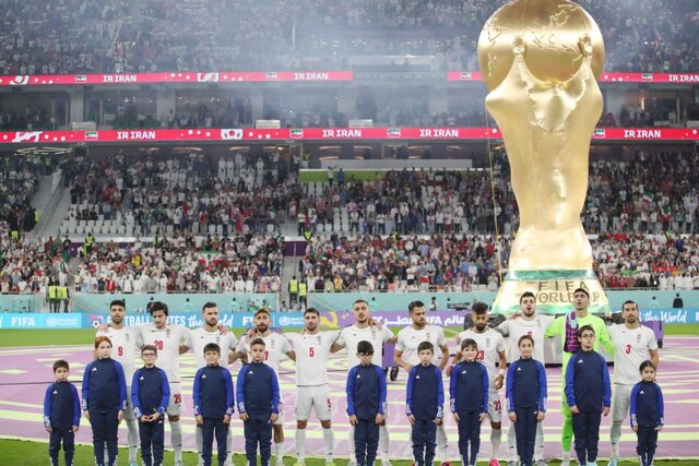 همایون شاهرخی: برخی میخواهند با فوتبال ما بازی کنند/ باید تغییر نسل انجام دهیم