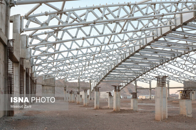 ورزشگاه بزرگ یزد؛ طرحی میان رویا و زنگ‌زدگی/مولد سازی آخرین امید