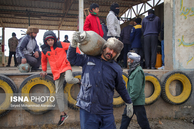 روزگار مردم تربتجام در نبود گاز/ خانههای یخی