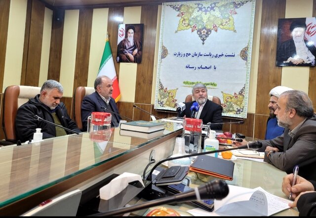 عکس آرشیوی است نرخ ارز و سهمیه حج ۱۴۰۲ اعلام شد