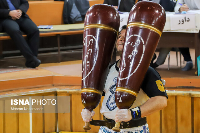 عکس تزئینی است. حمله دبیر فدراسیون زورخانهای به مهرعلیزاده: ۱۸ سال بیتالمال خرج سفرهای خارجی آنها شد