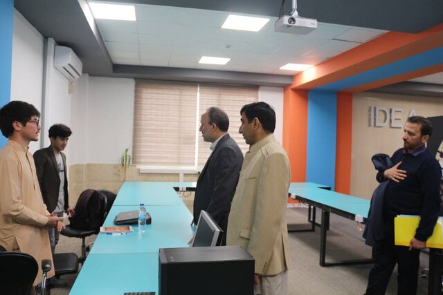 بازدید معاون وزیر علوم و رئیس سازمان امور دانشجویان از دانشگاه بین المللی چابهار