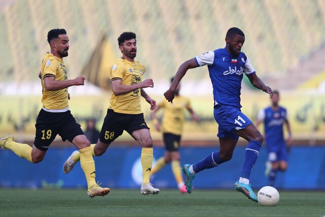 سپاهان ۲ - استقلال یک/ ساپینتو دوباره در برزخ! سپاهان ۲ - استقلال یک/ ساپینتو دوباره در برزخ!