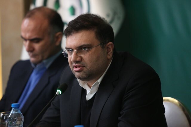 اصولی: نگران افزایش افسارگسیخته قراردادها هستیم اصولی: نگران افزایش افسارگسیخته قراردادها هستیم