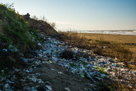 دفع غیر اصولی زباله در فاصله ۲۰ متری تا دریای خزر