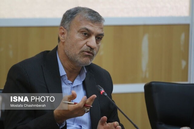 اقتصاد کشور را نباید دولتی مدیریت کرد اقتصاد کشور را نباید دولتی مدیریت کرد