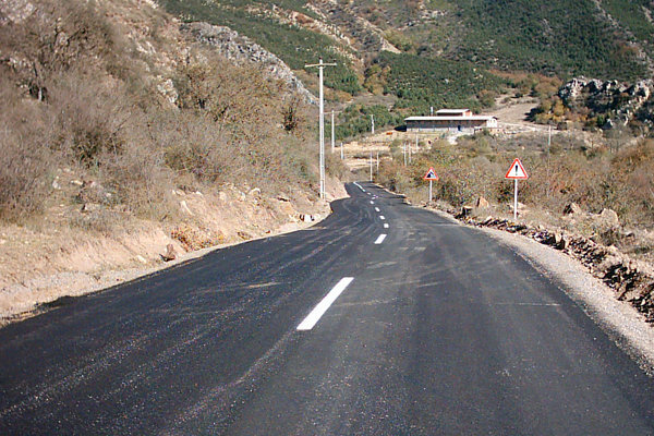 ساخت و بهسازی ۴۱۰ کیلومتر راه فرعی و روستایی خوزستان تا پایان سال ساخت و بهسازی ۴۱۰ کیلومتر راه فرعی و روستایی خوزستان تا پایان سال