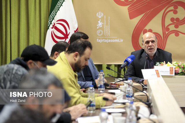 هر هنرمندی که دستی بر آتش دارد، بسمالله!