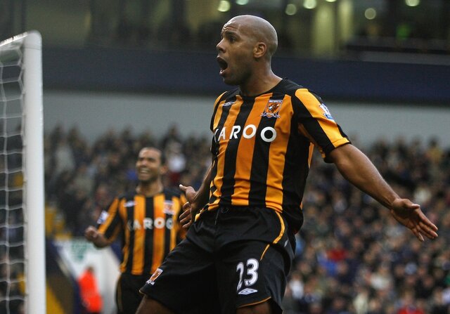 دنی آلوس تنها نیست/ فوتبالیستهای بزرگی که پایشان به زندان باز شد