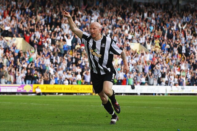 دنی آلوس تنها نیست/ فوتبالیستهای بزرگی که پایشان به زندان باز شد