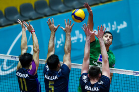 دیدار والیبال پیکان و لبنیات هراز آمل