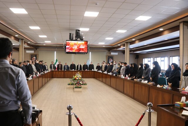 دیدار رییس دانشگاه محقق اردبیلی با دبیران و اساتید مشاور انجمنهای علمی دانشجویی