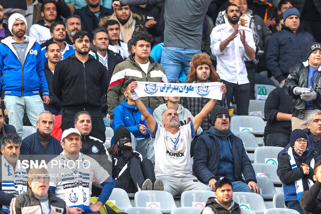 تصاویر برتر هفته هفدهم لیگ برتر فوتبال/ تماشاگران قانونی و غیرقانونی!