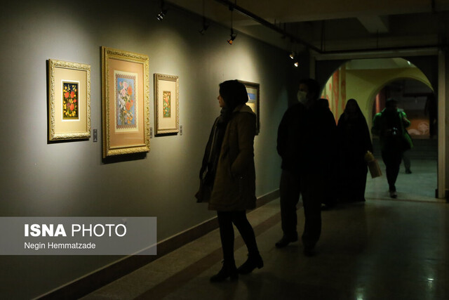 گویی که پرت شدهای به زمان حافظ و سعدی