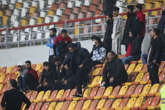 شکایت پرسپولیس از تیم داوری بازی با فولاد شکایت پرسپولیس از تیم داوری بازی با فولاد